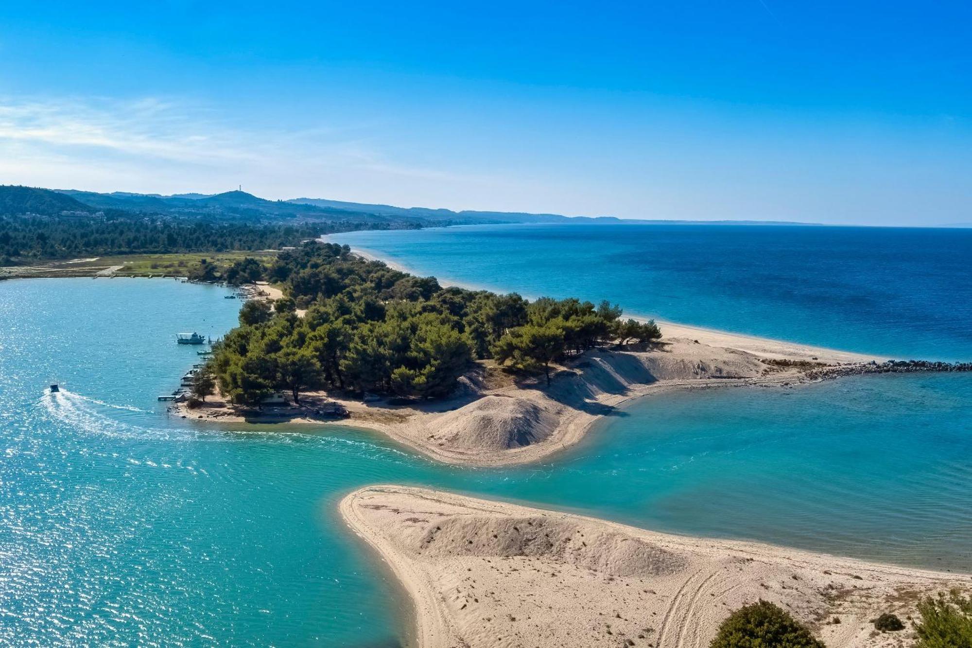 Отель Ikos Oceania Неа-Муданья Экстерьер фото